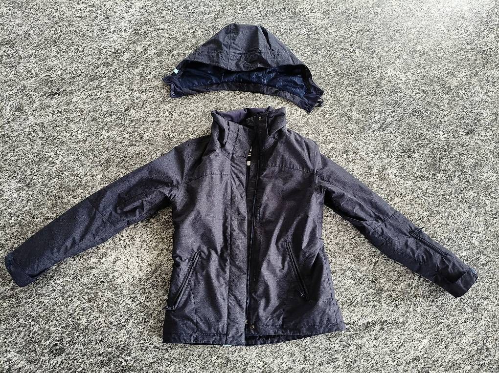 Roxy Jacken: Damen Skijacke Roxy Gr. M – Gebraucht aus Dierikon von Aateam