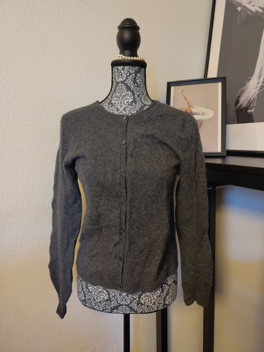 Globus Vestes: GLOBUS - Kaschmir Cardigan, Gr. 36 – Neuf (Voir description) à Zollikofen par AliaRuna