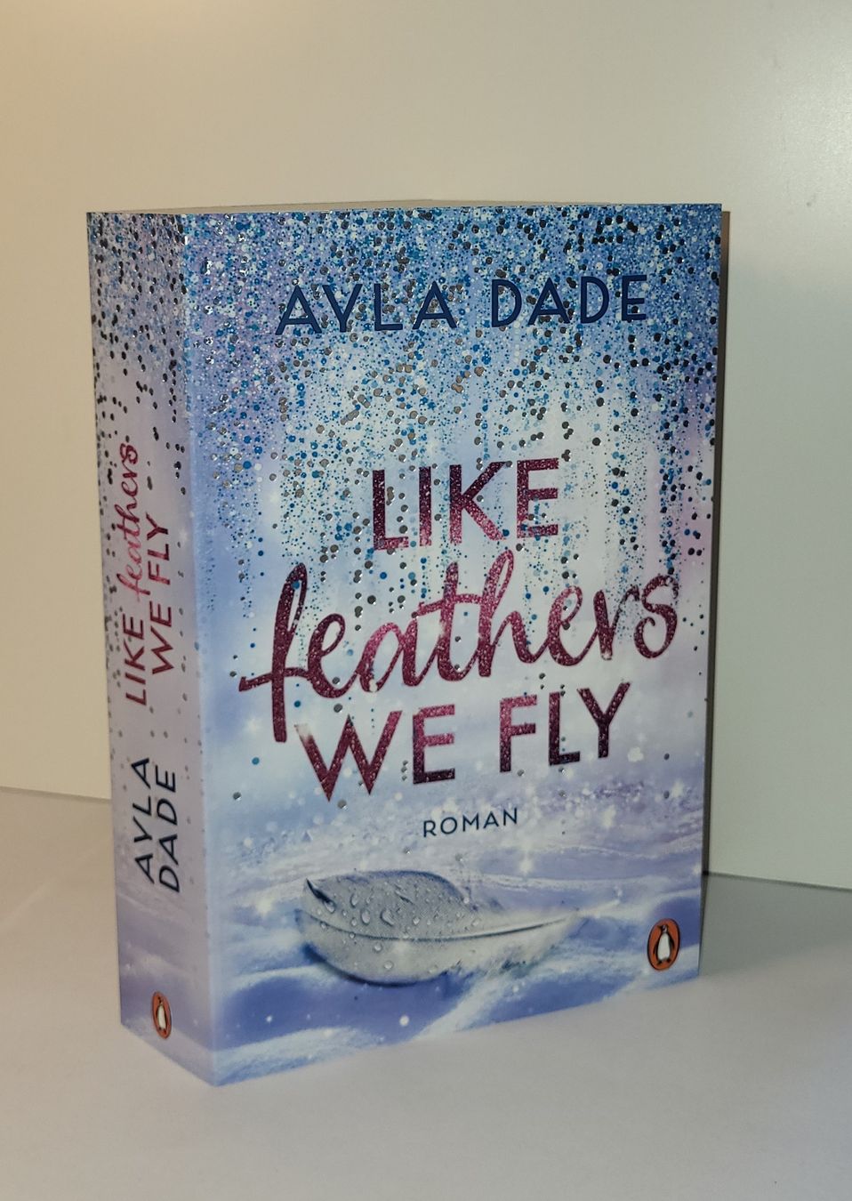 Libri: Like Feathers We Fly – Usato da Uzwil venduto da jae_8khn