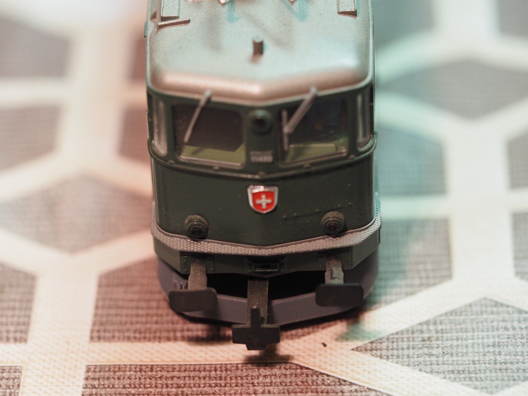Hag Modelleisenbahnen: Hag, Ae 6/6 – Defekt aus Schänis von Lobelie1 5