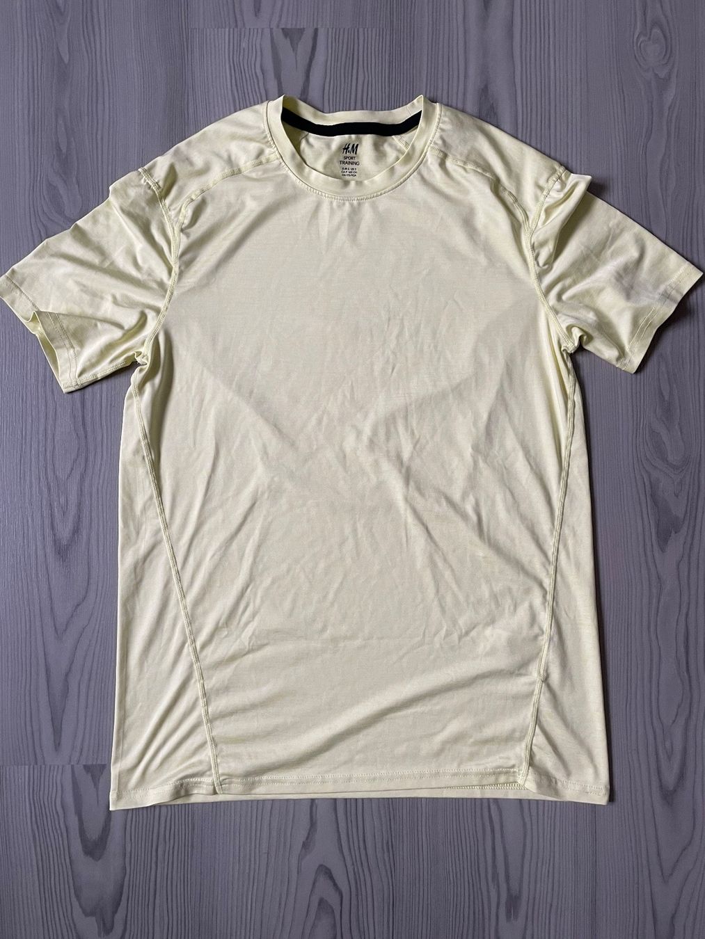 H&M T-shirt: Sportshirt – Usato da Freienwil venduto da weberjoel