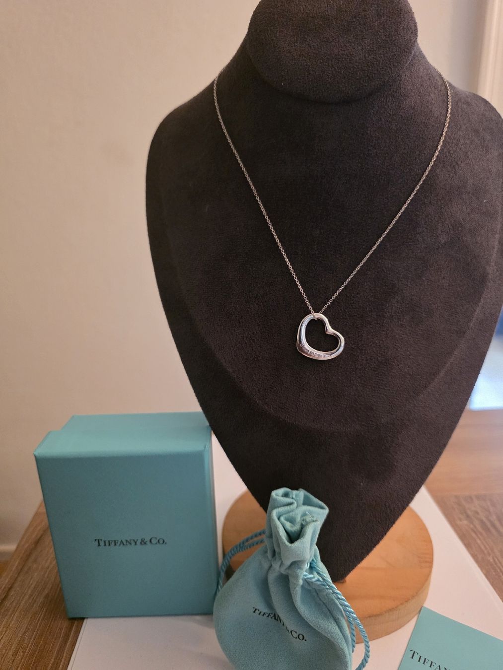 Tiffany & Co. Catenine: Tiffany & Co. 925 Silber Open Heart NP 730 – Usato da Binningen venduto da lieblingsstyle