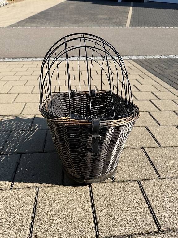 Liege- & Schlafplätze: Hundefahrradkorb – Gebraucht aus Bünzen von hildebrk