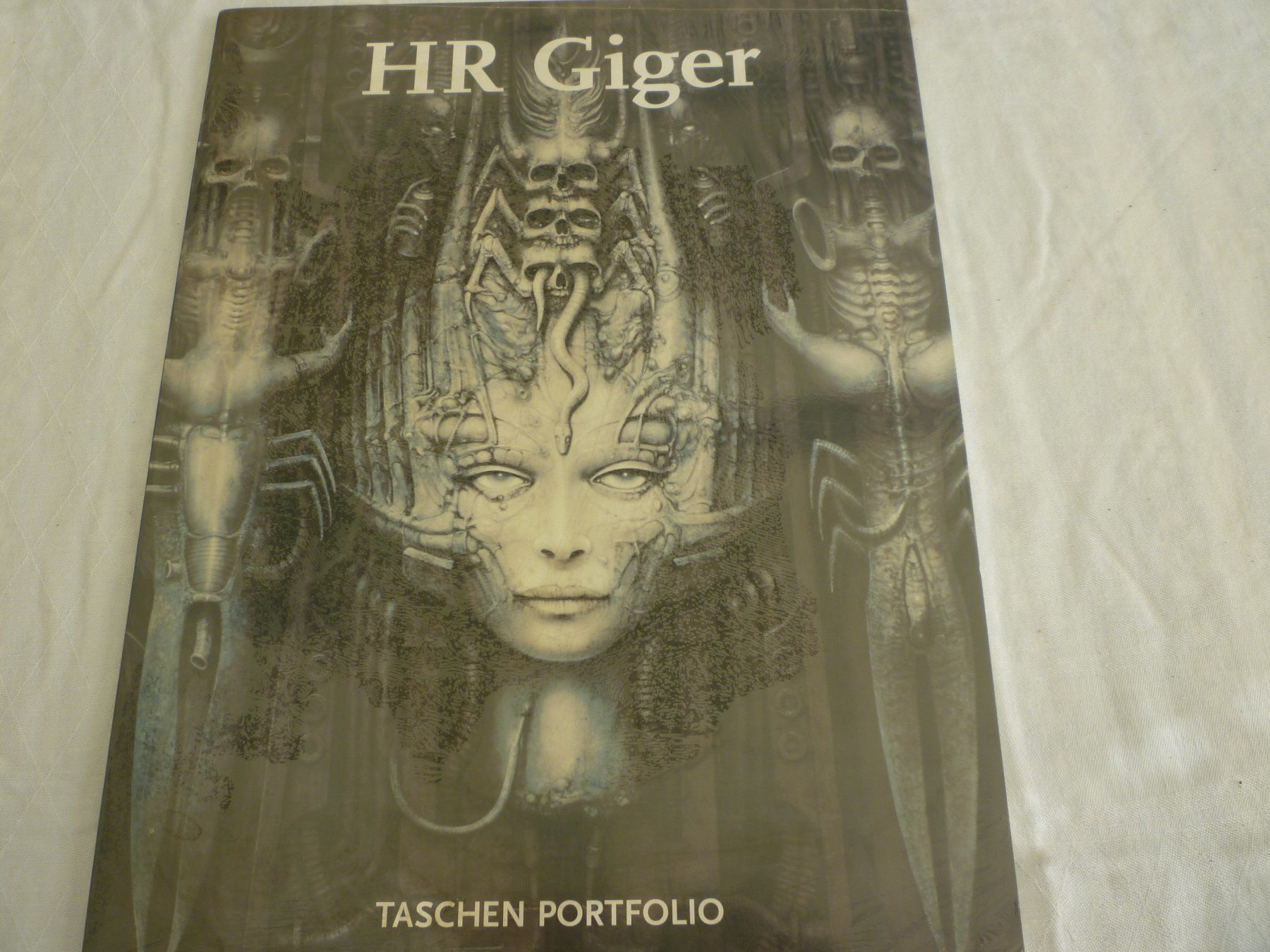 Carte collezionabili: H.R.Giger Portfolio – Nuovo e nell'imballaggio originale da Langnau am Albis venduto da Molosser 2