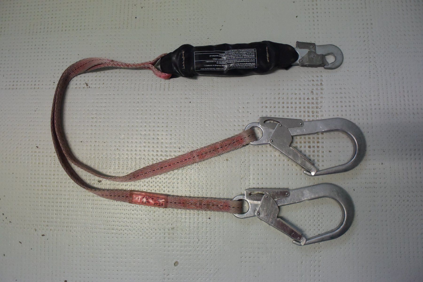 Attrezzatura da arrampicata: Y-Verbinder MAS BFD mit Falldämpfer GEBRAUCHT – Usato da Münchenstein venduto da hebetechnik-shop
