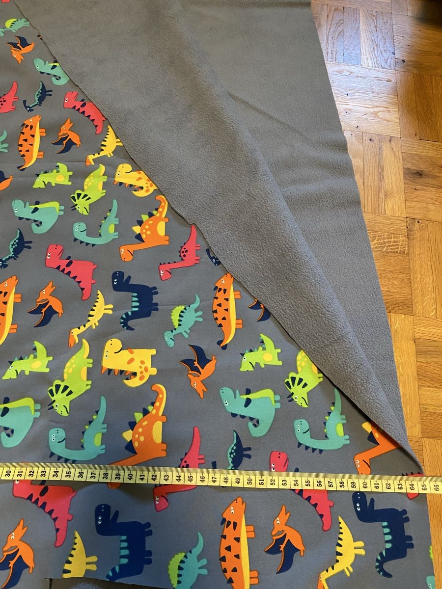 Tissus: Bunter flauschiger Softshell Dino Stoff Kinderstoff  – D'occasion à Zizers par dalaub 5