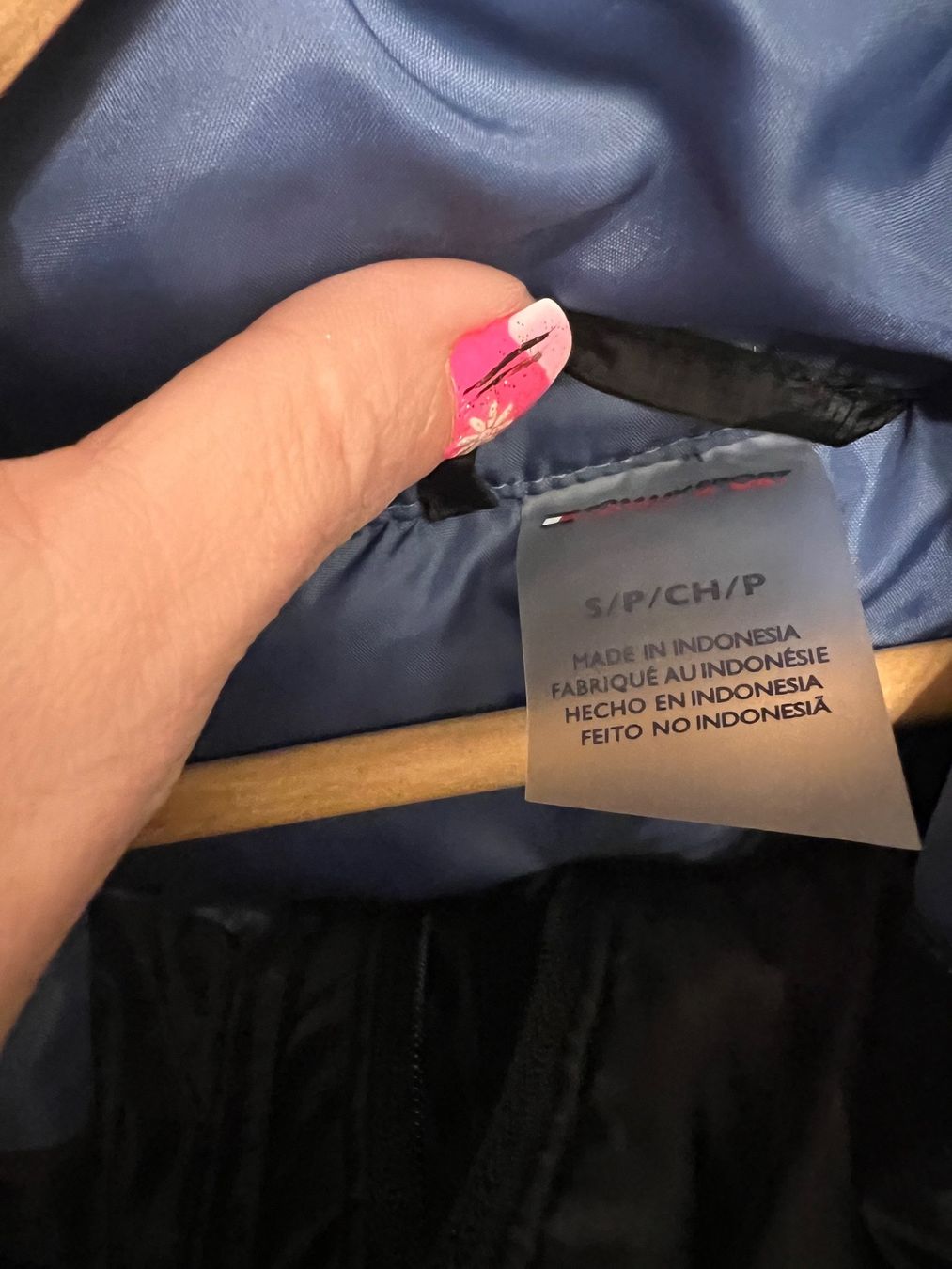 Tommy Hilfiger Giacche: TOMMY HILFIGER WINTERJACKE NEU GR S – Nuovo (secondo la descrizione) da Basel venduto da theo-g77 3