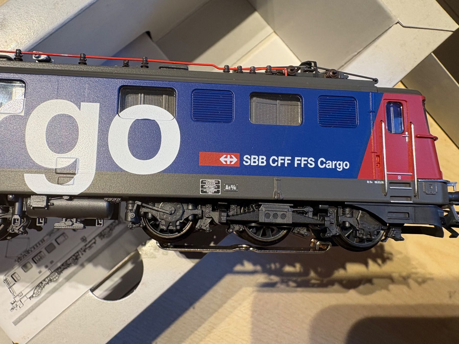 Märklin Modelleisenbahnen: Maerklin 37360  Ae 6/6 – Neu und originalverpackt aus Corcelles Payerne von Pierre66 3