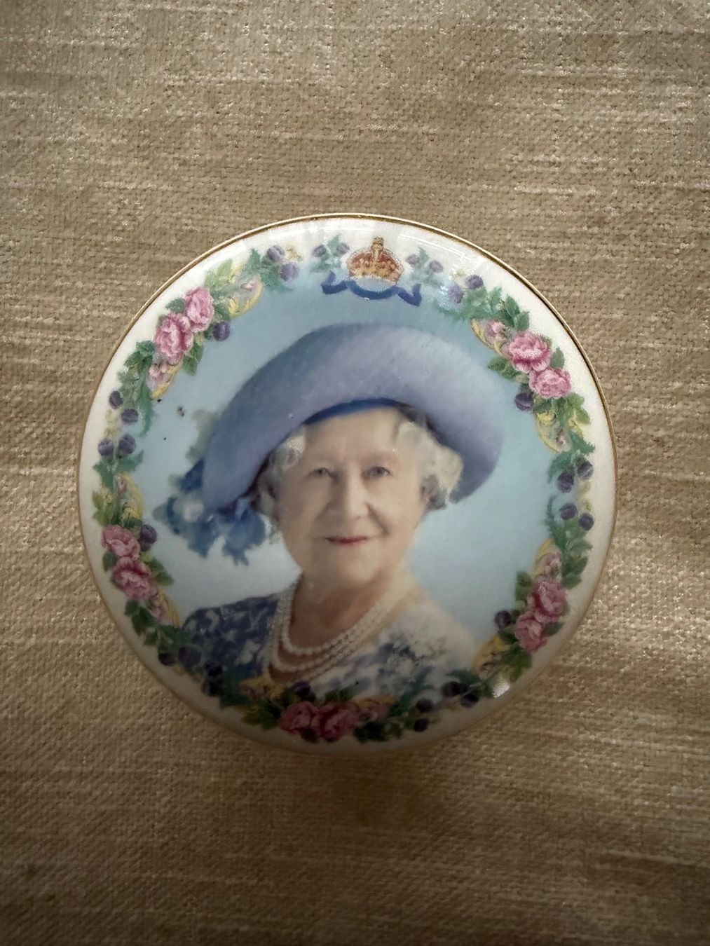 Tutte le decorazioni: Queen Mum Dekodose – Usato da Rorbas venduto da tun_m7fz 1
