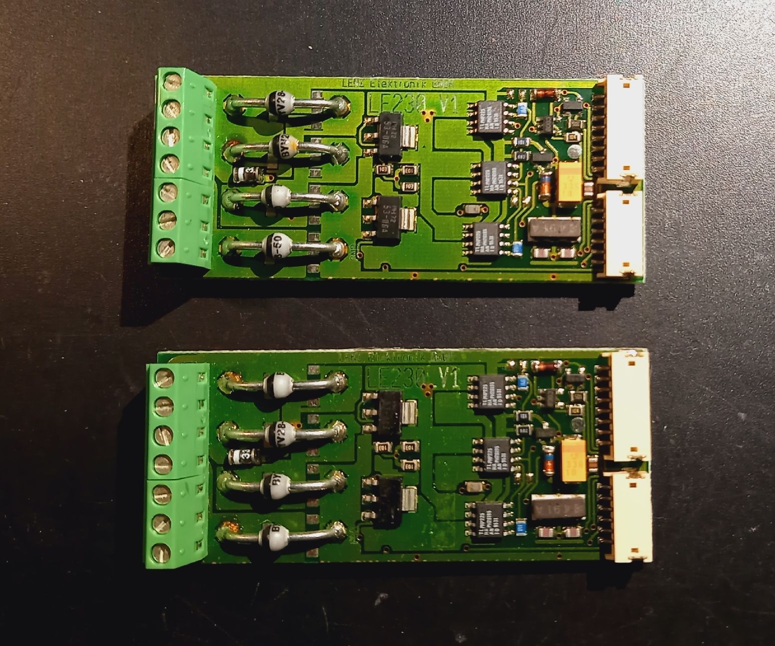 Lenz Modellini di ferrovie: Lenz Digital Decoder LE 230 V1 DCC – Usato da Neuchâtel venduto da thiethie13