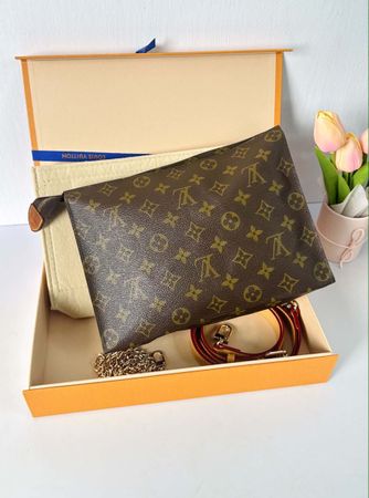 Louis Vuitton Toiletry Pouch 26 cm full set