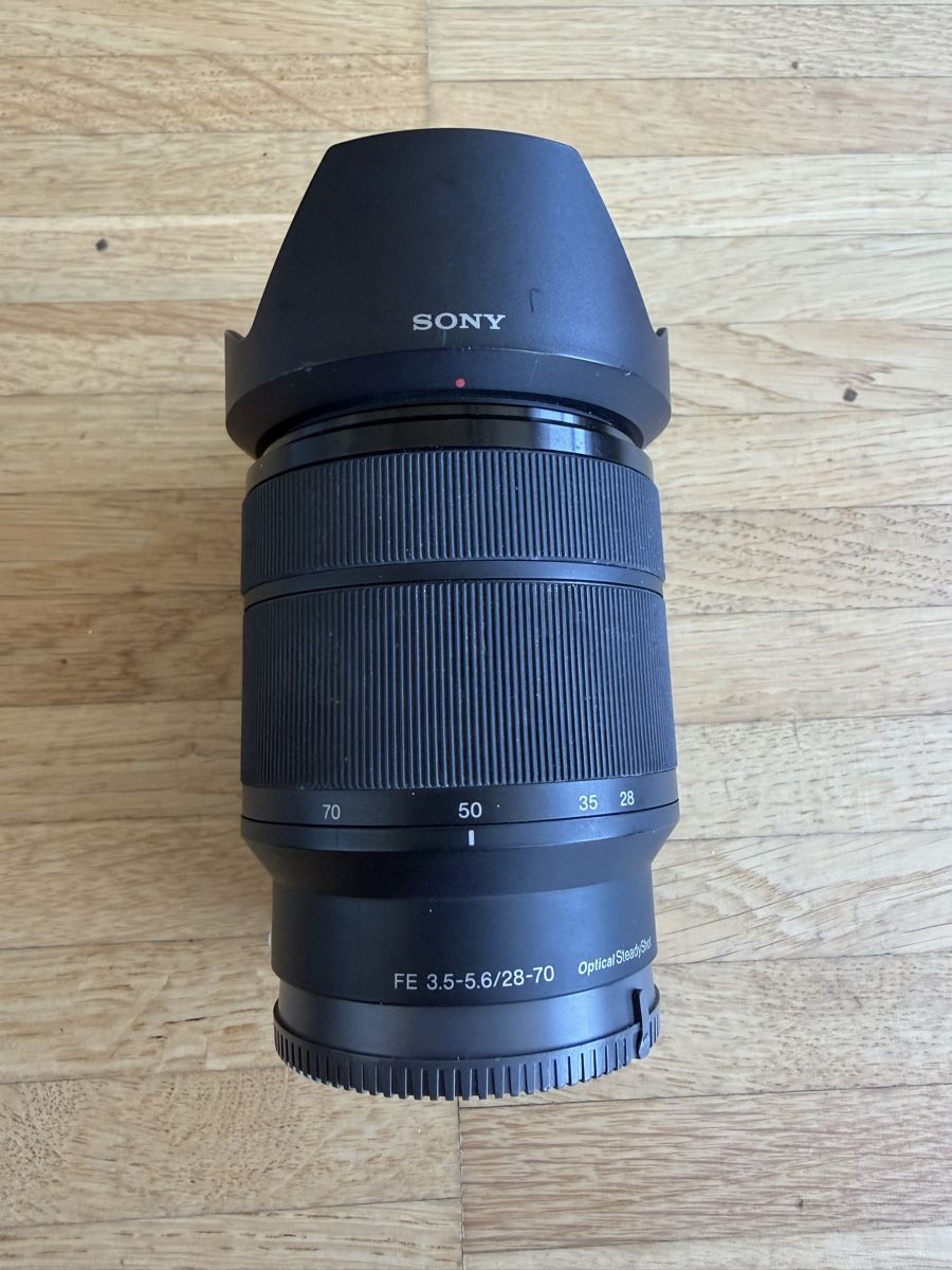 Sony Obiettivi: Sony FE 3.5-5.6/28-70 Objektiv OSS E-Mount – Usato da St.Gallen venduto da qualitypice 3