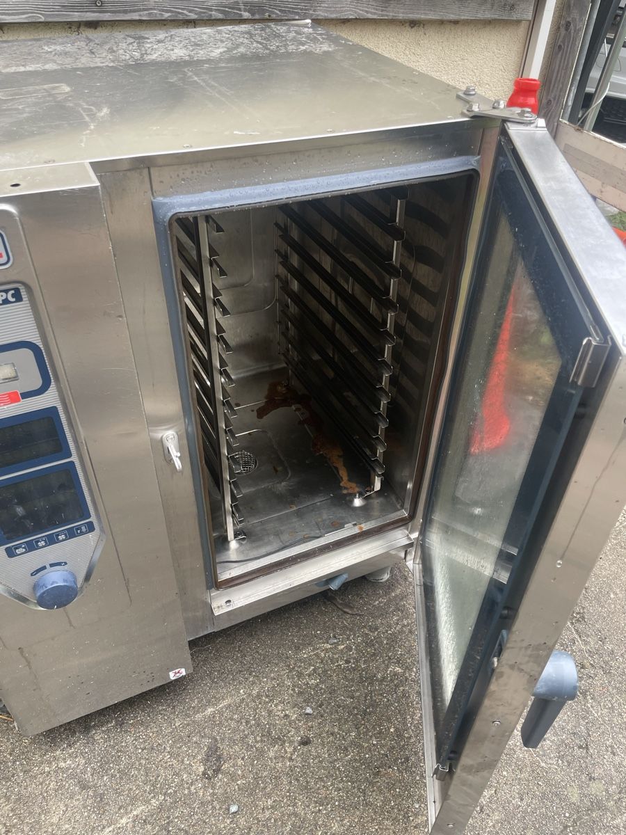 Rational Appareils de cuisine: Rational  oven used – D'occasion à Davos Platz par flo_9ckm 1