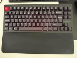 Wooting 80HE mit Keychron Keycaps in CH Layout