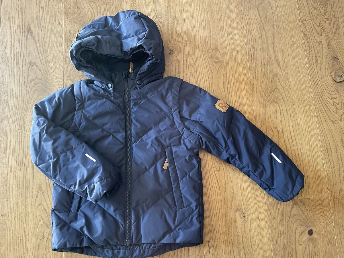 Reima Giacche & Cappotti: Reima Daunenjacke dunkelblau Gr. 116 – Usato da Birmensdorf ZH venduto da pau_j8pr