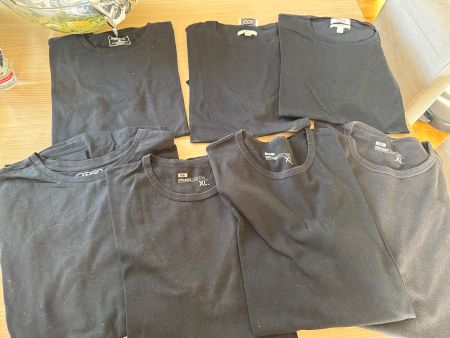 Lot 6 t-shirt noir uni Taille XL Doryan