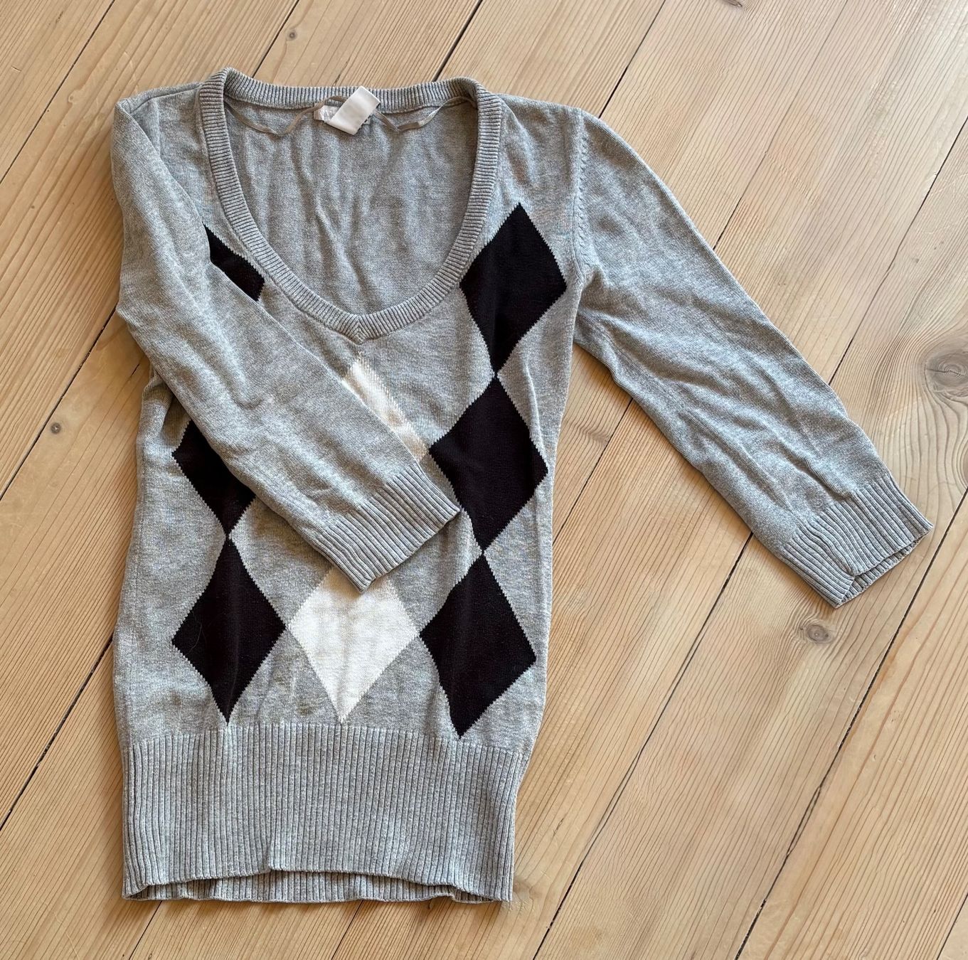 H&M Pullover & Sweatshirts: Pullover Strick Rundhals,H&M,Gr.XS – Gebraucht aus Siblingen von Vany_McDougall 4