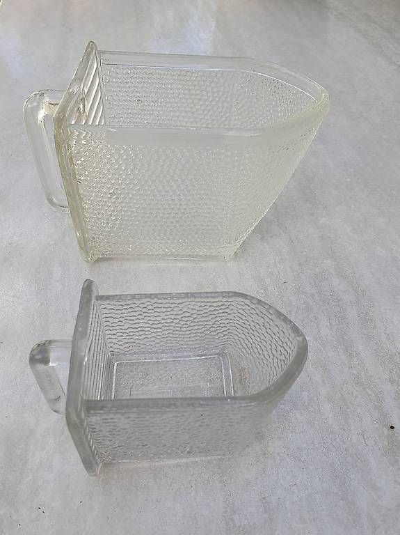 Verres: 10 Glasschütten mit Gestell – D'occasion à Fehraltorf par est_jj2m 3
