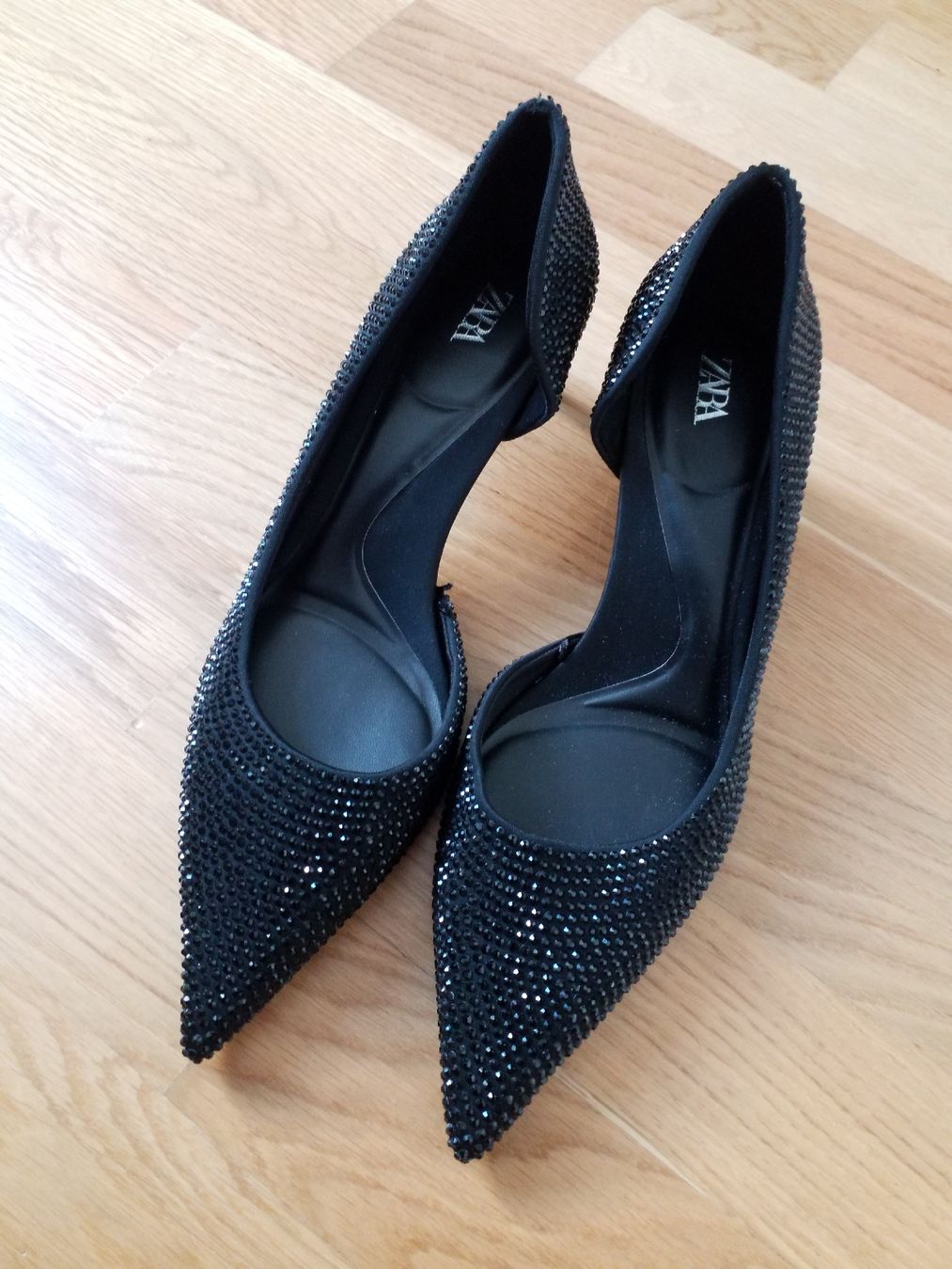 Scarpe da donna: Stylish Zara shoes – Usato da Luzern venduto da _Lobster_
