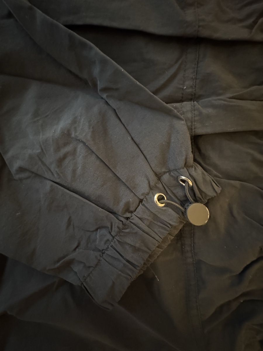 Bershka Pantaloni: Schwarze Hose von Bershka, Grösse L – Usato da Allschwil venduto da ana_87pj 3