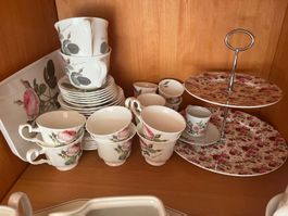 Porzellan Geschirrset 38-teilig Rosen