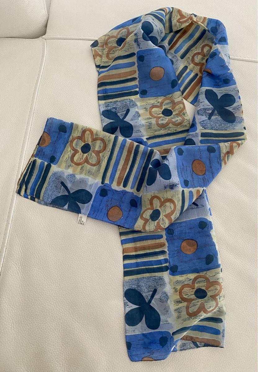 Foulard & Sciarpe: Seiden Schal 🌸 – Usato da Opfikon venduto da Luis144