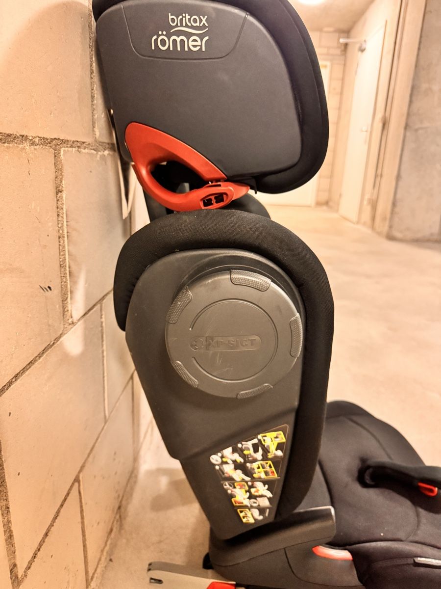 Britax Römer Seggiolini per auto: Auto-Kindersitz Römer Britax Kidfix 3M – Usato da Möhlin venduto da Orisha4133 3