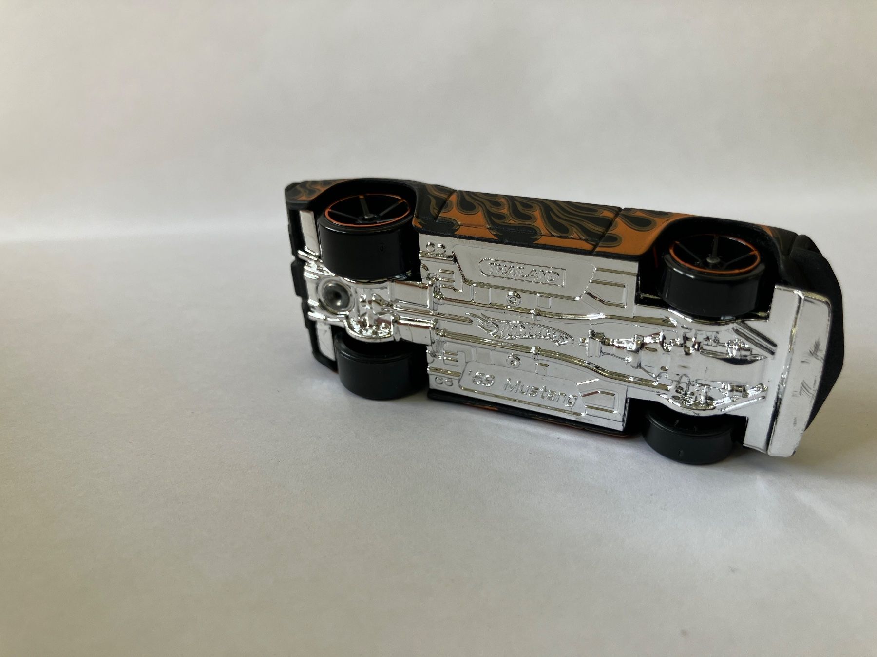 Hot Wheels Modellini d'auto: Hot Wheels ’69 Ford Mustang – Nuovo (secondo la descrizione) da Zürich venduto da tiisen07 4