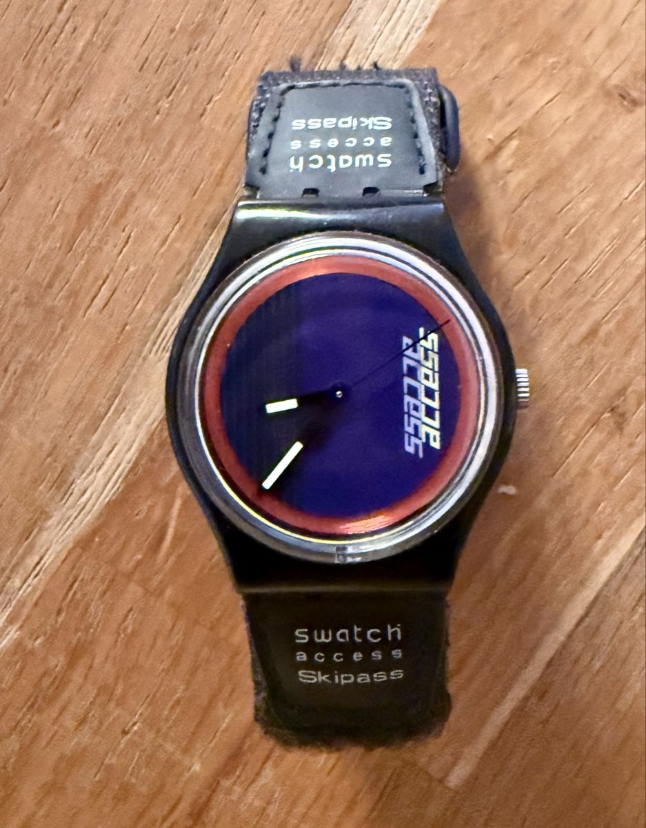 Swatch Orologi: Swatch Access Skipass Uhr Armbanduhr – Usato da Goldach venduto da Donpancho