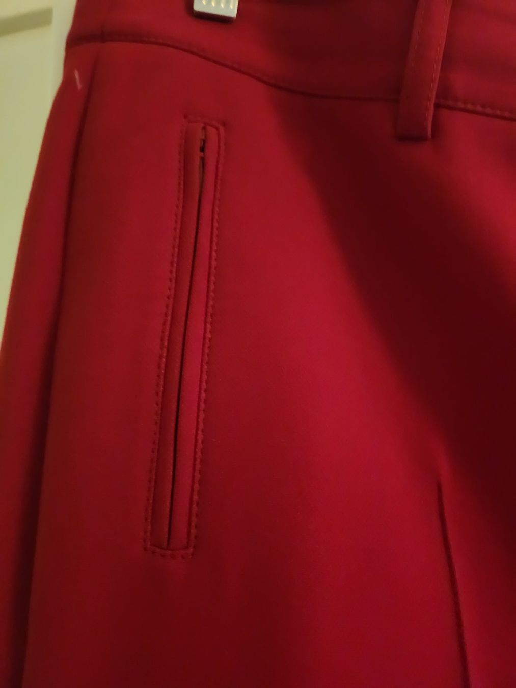 Akris Pantaloni: "Akris " Hose. Gr.42 – Usato da Dietikon venduto da Oxana01 1