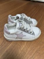 Naturino Kinder Turnschuhe, Grösse 22, weiss mit Stern