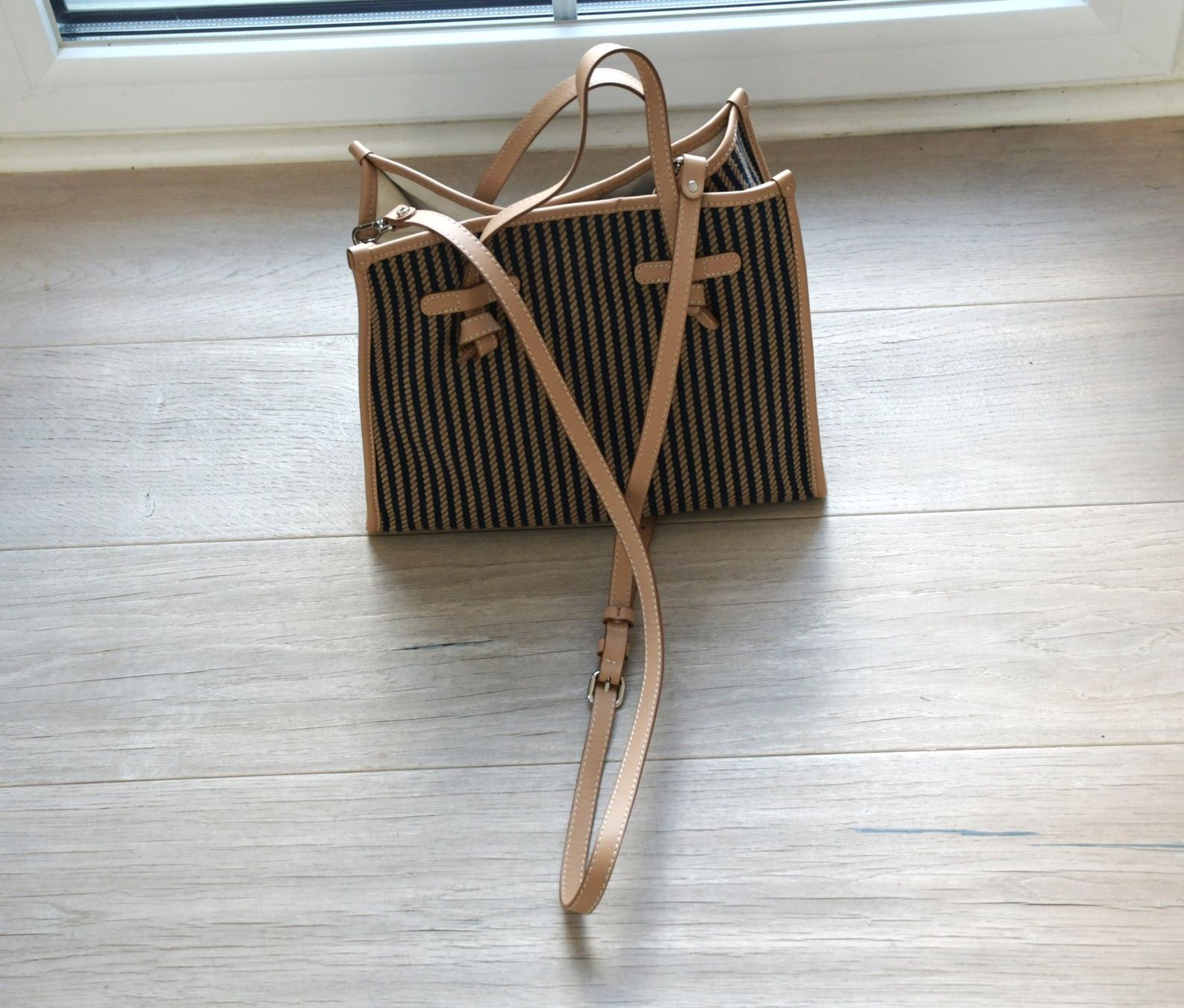 Gianni Chiarini Borse da donna: Tasche von Gianni Giarinni neu – Nuovo (secondo la descrizione) da Nuglar venduto da Korsika2 1