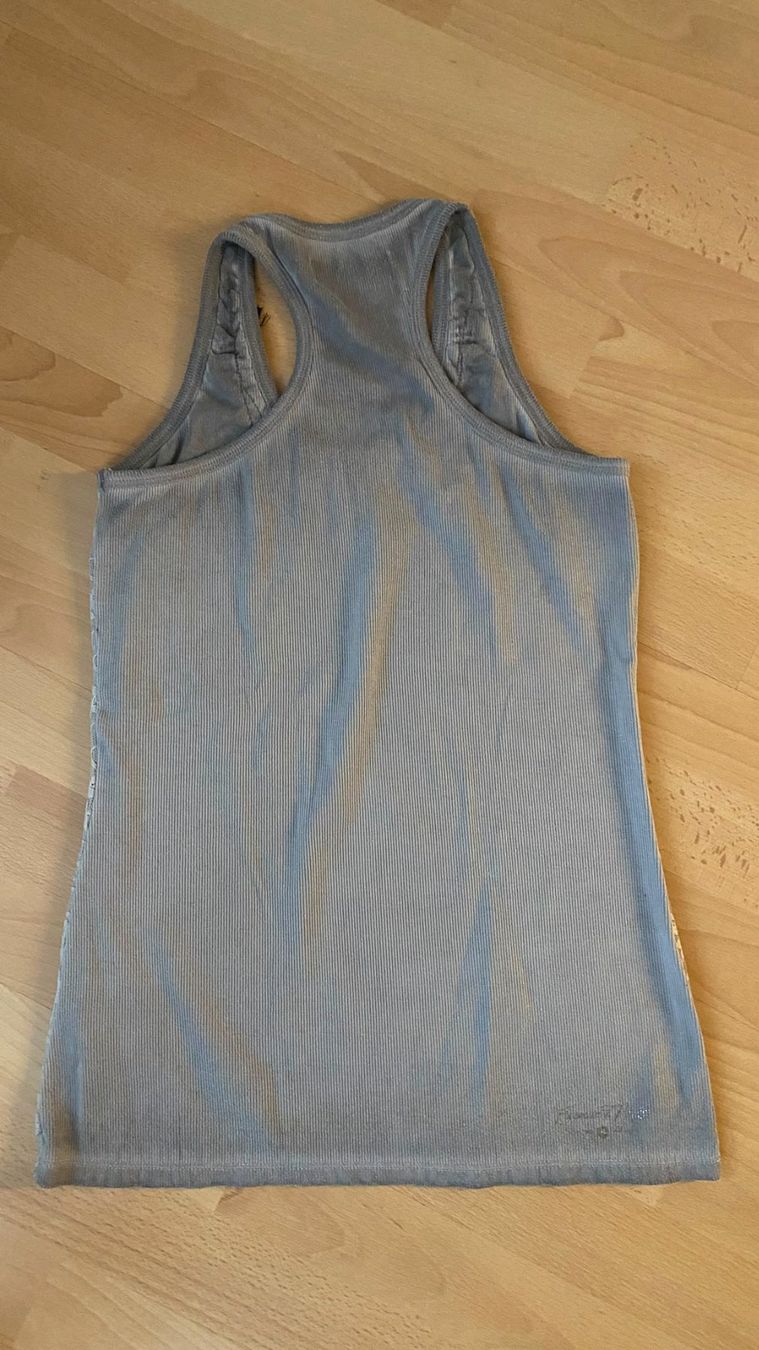 Tops: Damen Top Grösse M grau Spitzen-Shirt – Gebraucht aus Rothrist von lil_tg5m 1