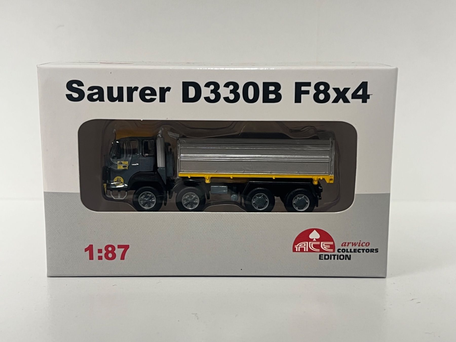 Modelleisenbahnen: Arwico  Saurer D330B F8x4 Dozza 1:87 – Neu und originalverpackt aus Geroldswil von TopTrain54