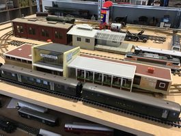 Modelleisenbahn Bahnhof Neustadt - SELTEN H0