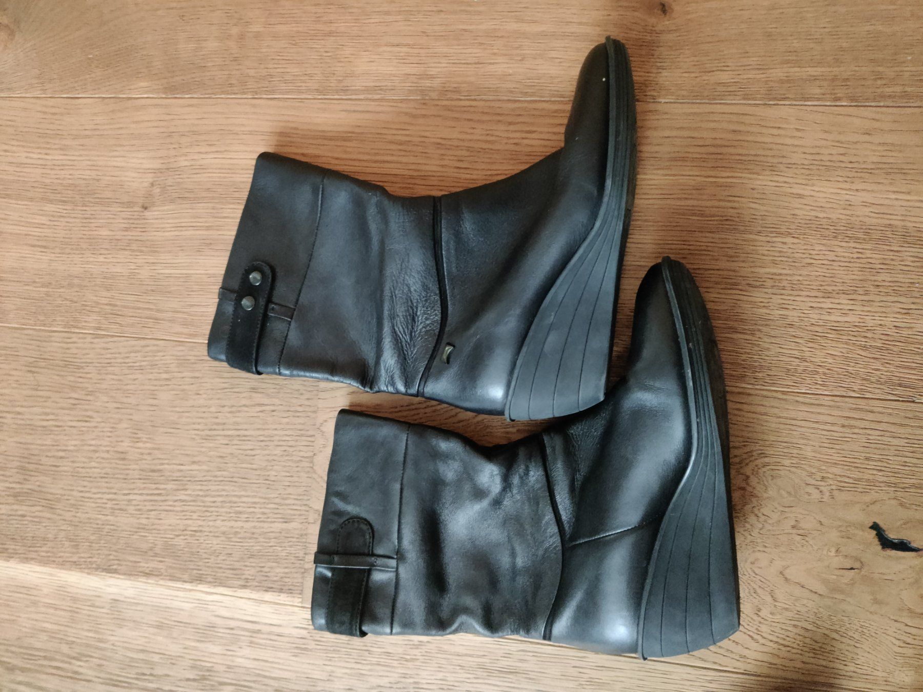 Camper Damenschuhe: Camper Frauenstiefel Gr.EU36 – Gebraucht aus Ostermundigen von Louhdezd 3