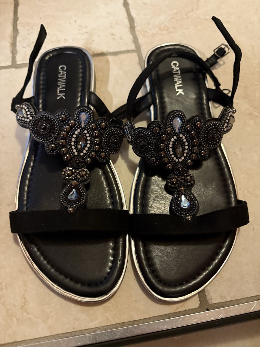 Damenschuhe: Sandales 39 noire comme neuves – Gebraucht aus Tavannes von calimero1012