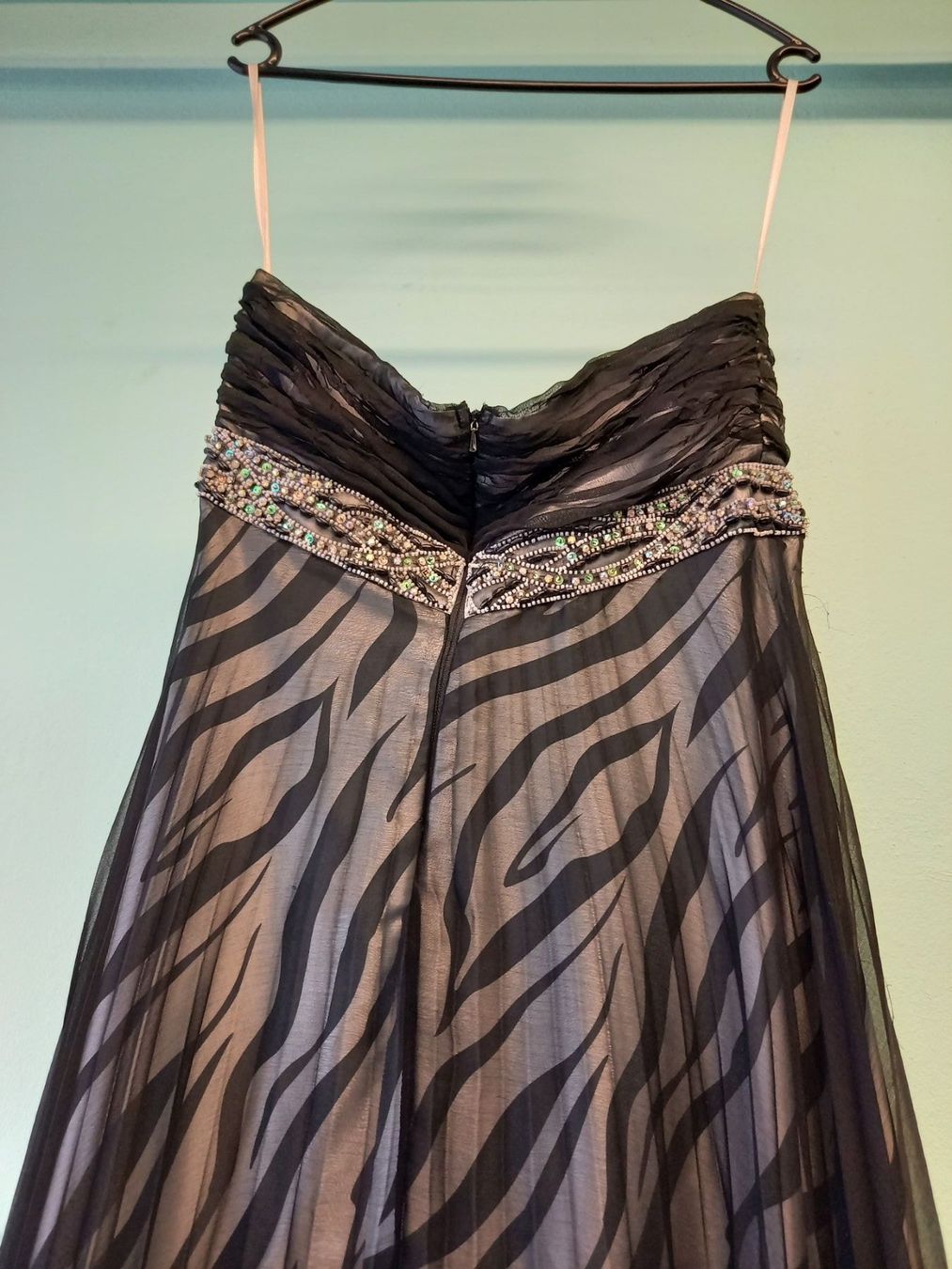 Vestiti: DAMEN  ABENDKLEID – Usato da Uster venduto da flocke1 4