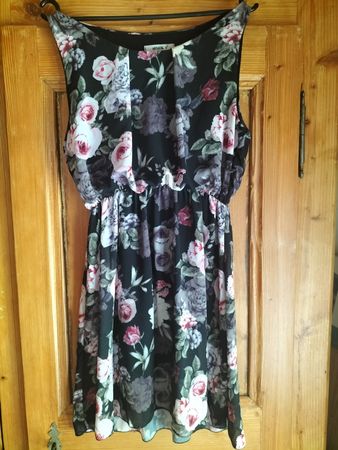 Robe M