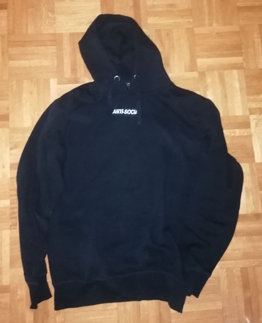 Champion Lotti di vestiti: Lot de 4 sweats à capuche taille M – Usato da Ecublens VD venduto da Loic_LivresEtLettres 8