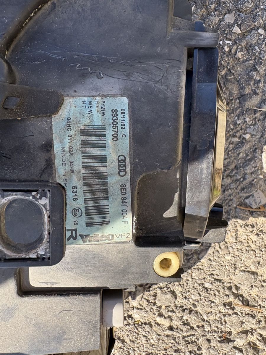 Scheinwerfer: Scheinwerfer Audi A4 b6 – Gebraucht aus Bettlach von flo_26py 3