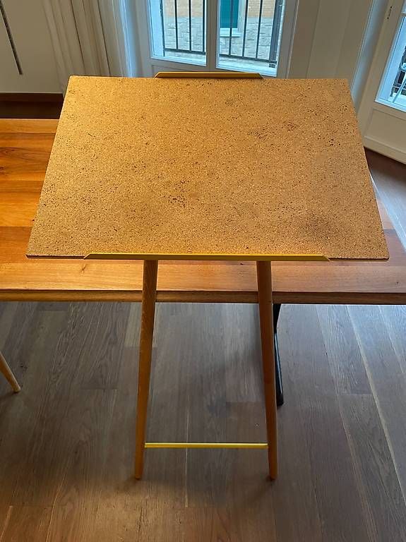 Scrivanie: Minimalistisches Design-Stehpult – Usato da Zürich venduto da mlfalck 1
