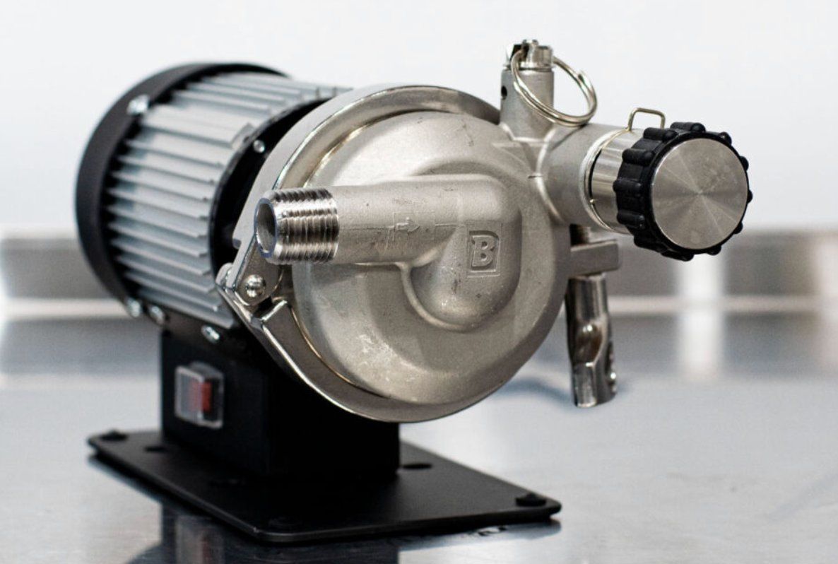 Laborzubehör: Blichmann RipTide Pump – Gebraucht aus Leuzigen von byr_2nx2