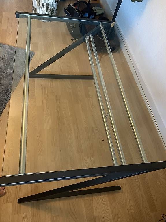 Bureaux: Bürotisch glas (gebraucht) – D'occasion à Bern par reto.regez 1