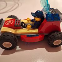 Lego City Feuerwehr-Geländewagen mit Figur!