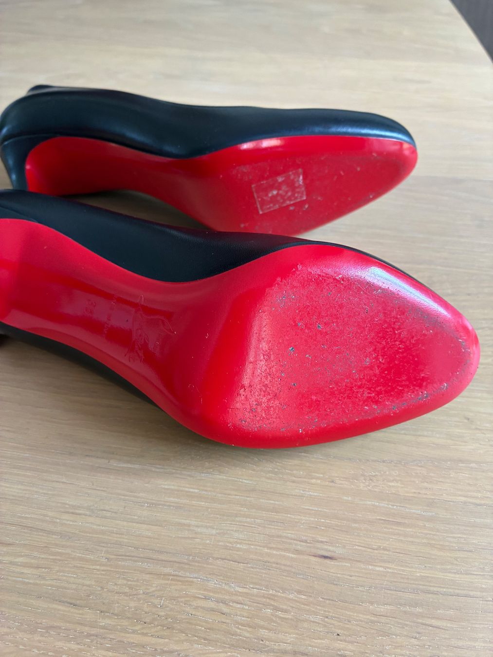 Christian Louboutin Damenschuhe: Louboutin Single Pumps Gr. 38 – Gebraucht aus Zürich von Mauersegler 3