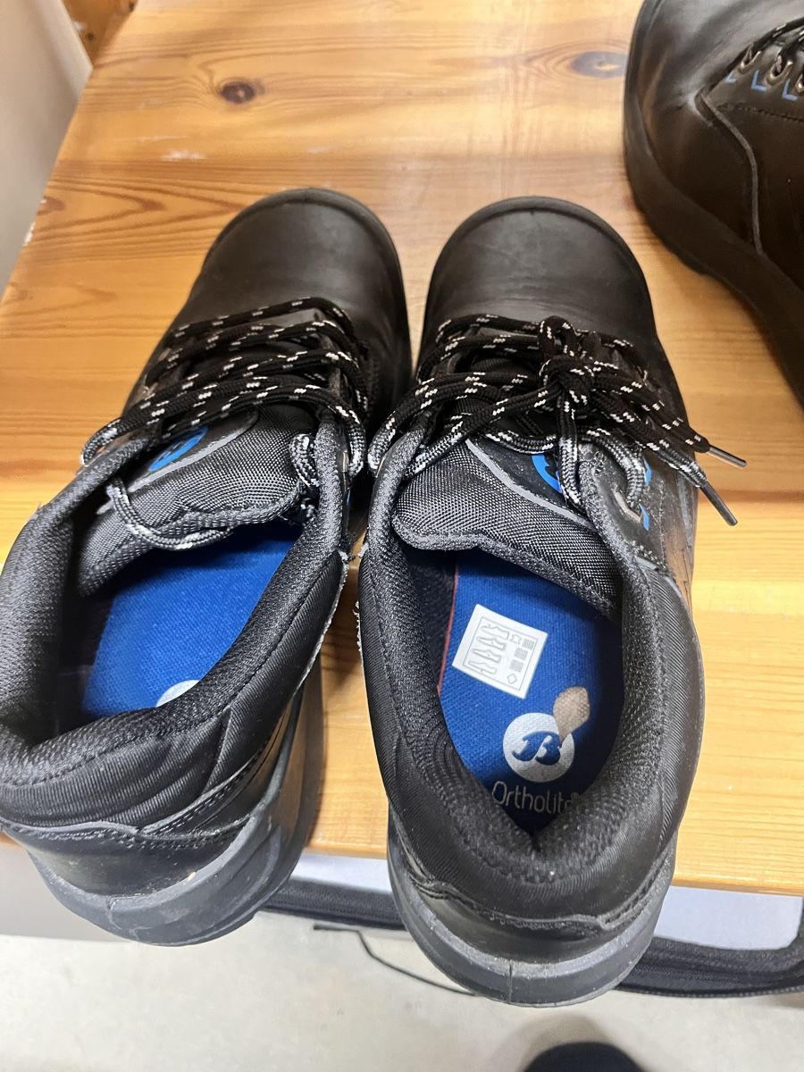 Herrenschuhe: Arbeitsschuhe Schwarz Grösse 43 gebraucht – Neu (gemäss Beschreibung) aus Derendingen von ab_25_azi