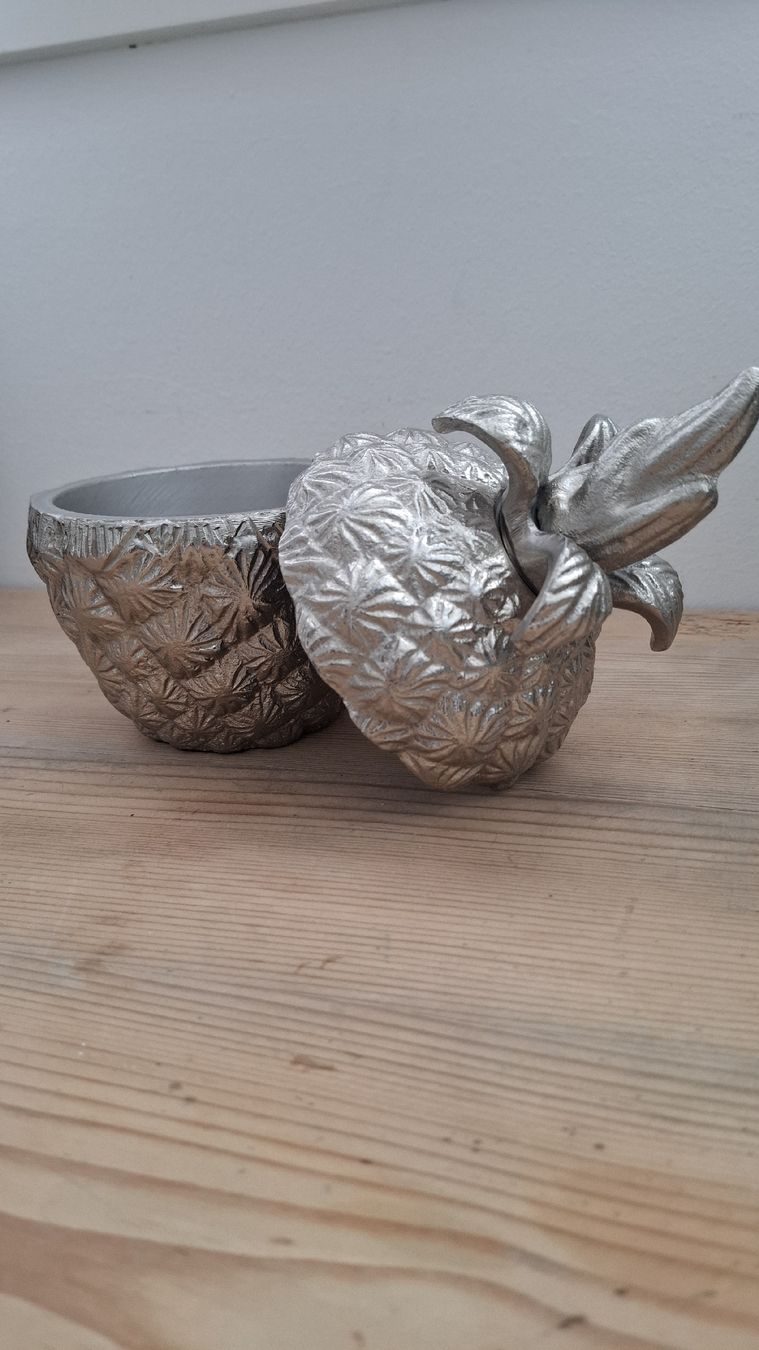 Tutte le decorazioni: Silberne, schwere  Ananas – Usato da Buochs venduto da regenbogen7365 2