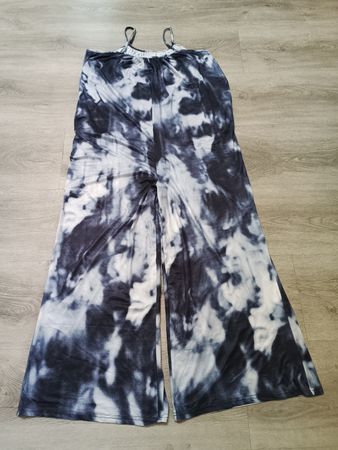 Ganzes Batikkleid L ( Overall) neu