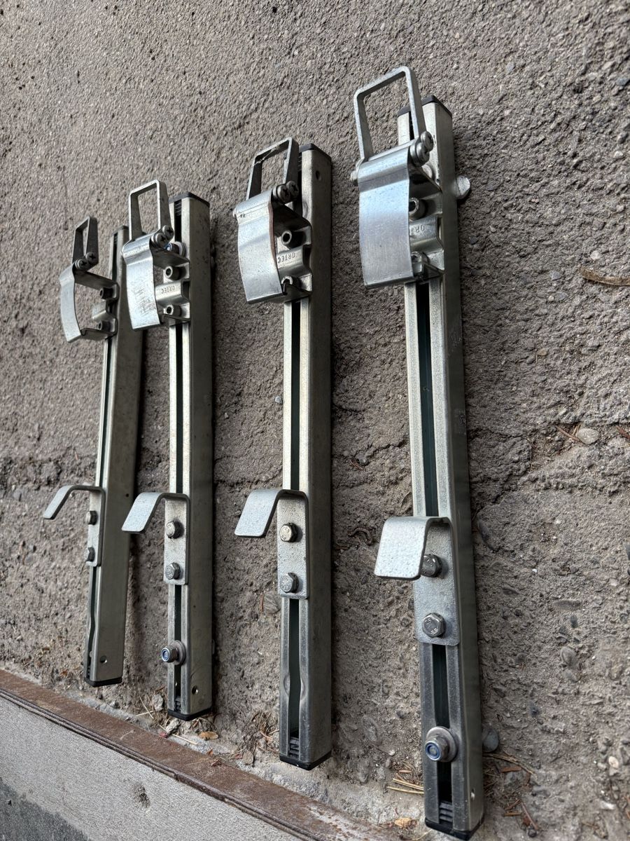 Supporti a parete: 4x Sandblechhalter Firma Ortec – Usato da Wolhusen venduto da Raffi_Weber 1